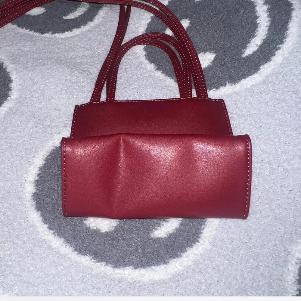 Telfar - Picture 2 of 3